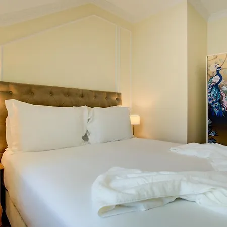 Solar Dos Poetas Guest house 2*