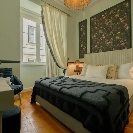 Solar Dos Poetas Guest house Lisbon