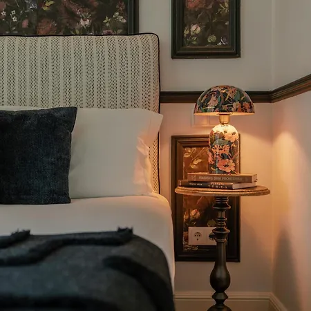 Solar Dos Poetas Lisboa