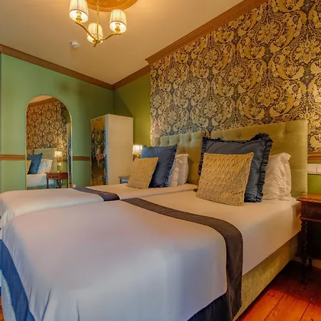 Solar Dos Poetas Guest house Lisbon