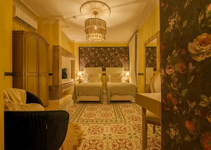 Solar Dos Poetas Pensjonat Lizbona